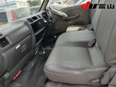 Mitsubishi DELICA TRUCK