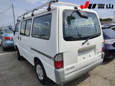 Mitsubishi DELICA TRUCK