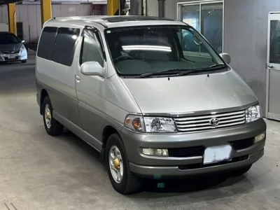 Toyota HIACE REGIUS