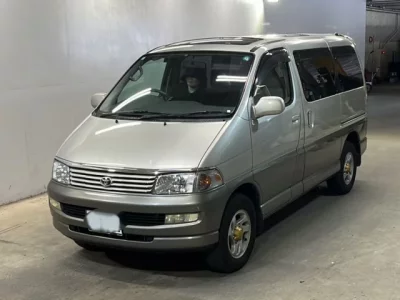 Toyota HIACE REGIUS