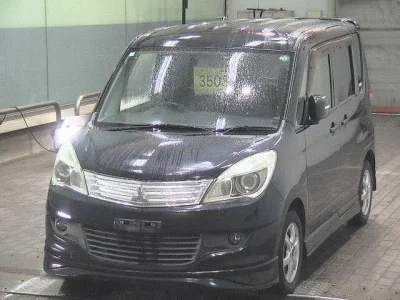 Mitsubishi DELICA D2