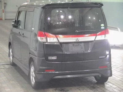 Mitsubishi DELICA D2