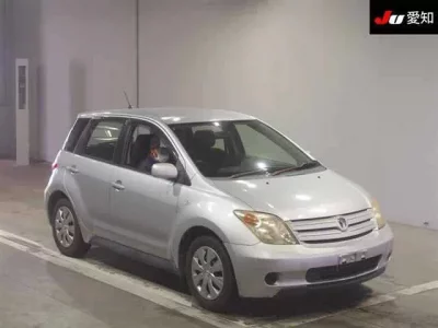 Toyota IST
