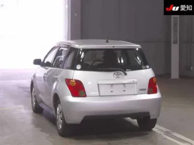 Toyota IST