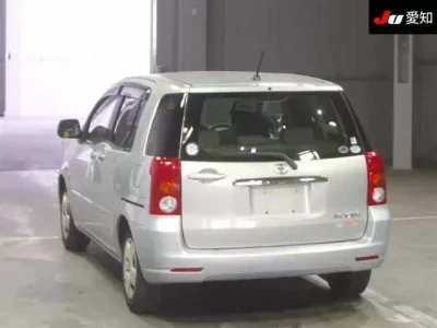 Toyota RAUM