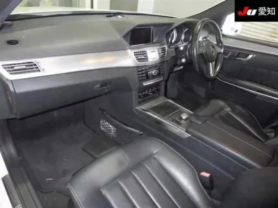 Mercedes-Benz E CLASS WAGON