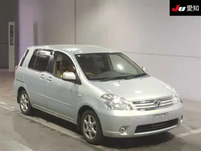 Toyota RAUM