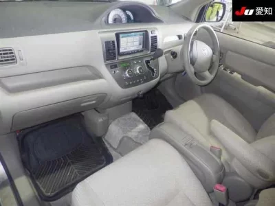 Toyota RAUM