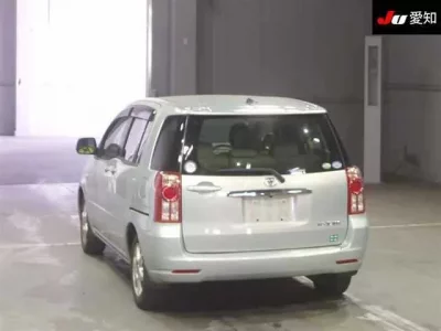 Toyota RAUM