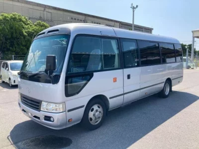 Toyota COASTER