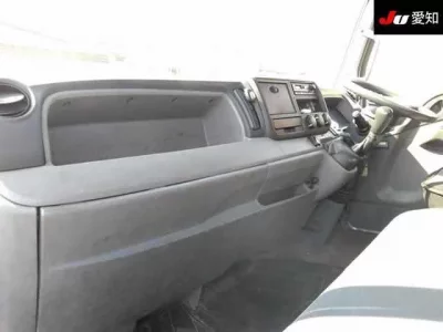 Mitsubishi FUSO TRUCK