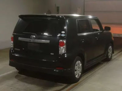 Toyota COROLLA RUMION