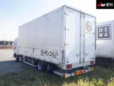 Mitsubishi FUSO FIGHTER
