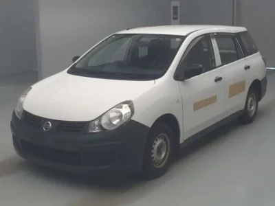 Nissan AD