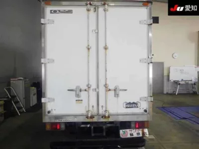Isuzu TRUCK