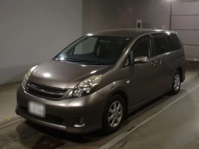 Toyota ISIS