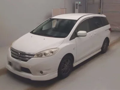 Nissan LAFESTA