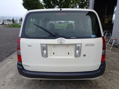 Toyota SUCCEED