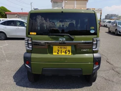 Daihatsu TAFT
