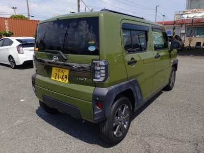 Daihatsu TAFT
