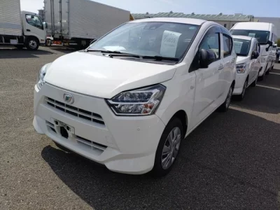 Daihatsu MIRA E S