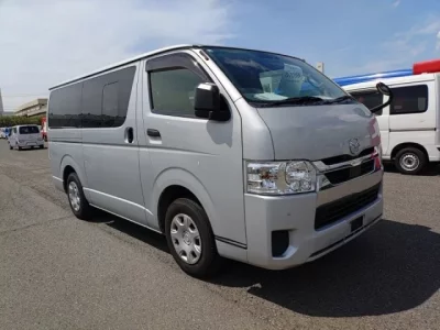 Mazda BONGO BRAWNY VAN
