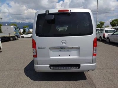 Mazda BONGO BRAWNY VAN
