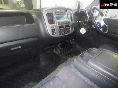 Nissan CARAVAN BUS