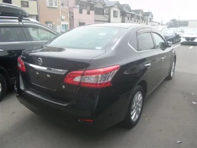 Nissan SYLPHY