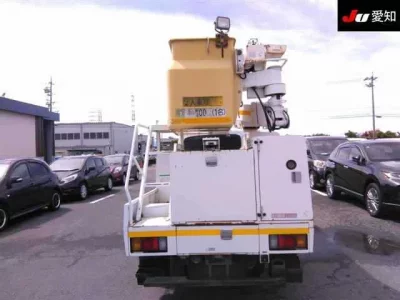 Nissan ATLAS