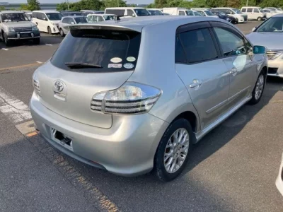 Toyota BLADE