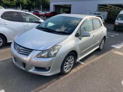 Toyota BLADE