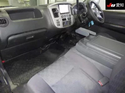 Nissan CARAVAN VAN