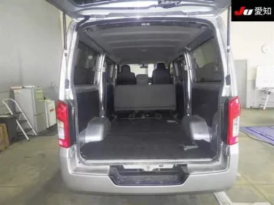 Nissan CARAVAN VAN