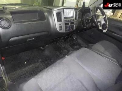 Nissan CARAVAN VAN