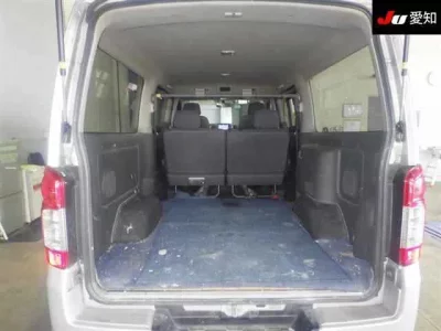 Nissan CARAVAN VAN