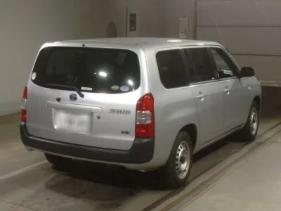 Toyota SUCCEED