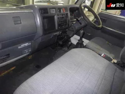 Toyota HIACE TRUCK