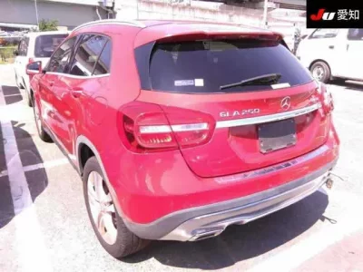 Mercedes-Benz GLA CLASS