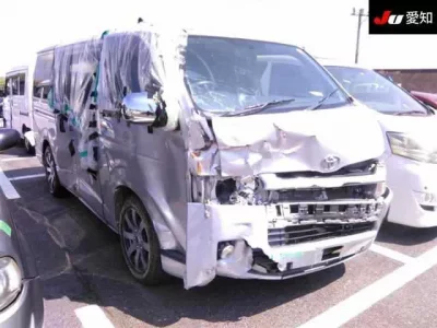 Toyota HIACE VAN