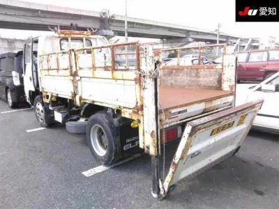 Isuzu ELF