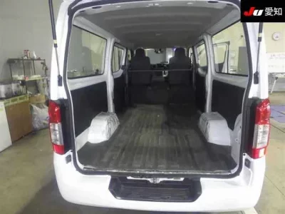 Nissan CARAVAN VAN