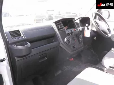 Mazda BONGO VAN