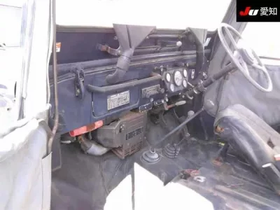 Mitsubishi JEEP