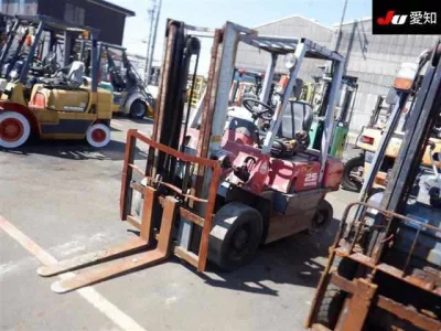 Nissan FORKLIFT