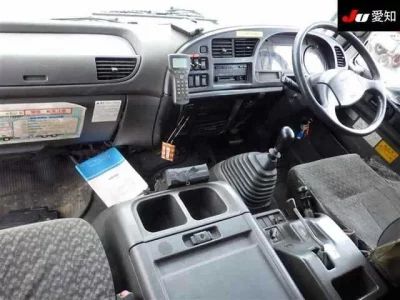 Isuzu TRUCK