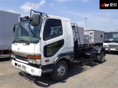Mitsubishi FUSO FIGHTER