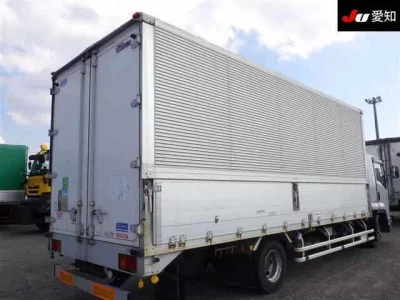 Isuzu TRUCK