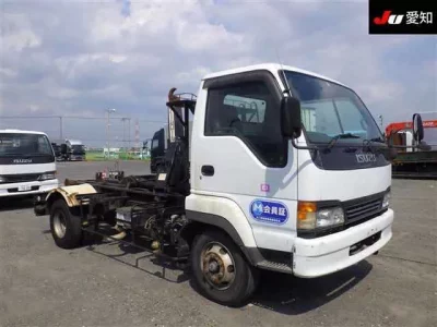Isuzu TRUCK