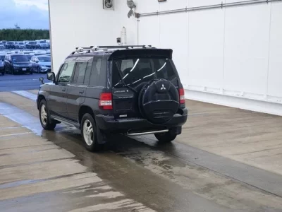 Mitsubishi PAJERO IO
